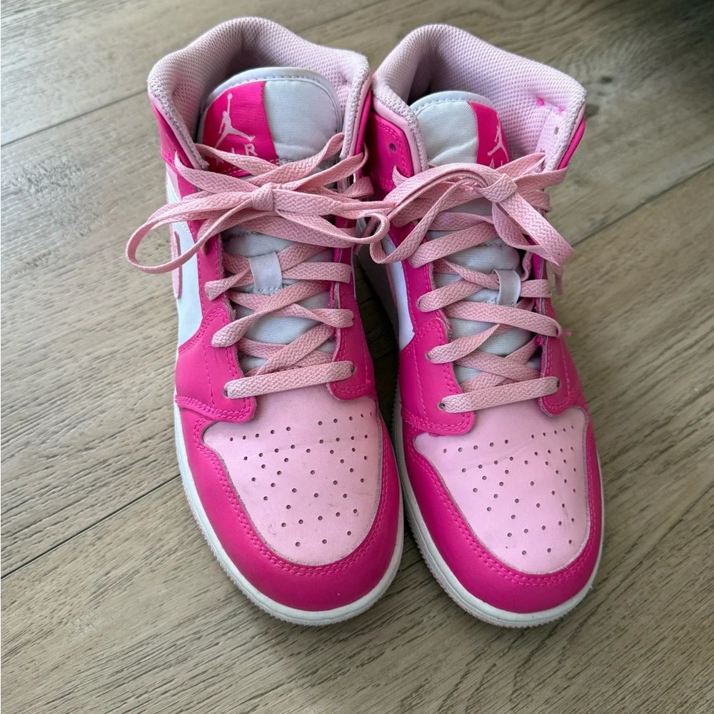 Jordan Kids Two-Tone Pink Mid-Top Sneakers